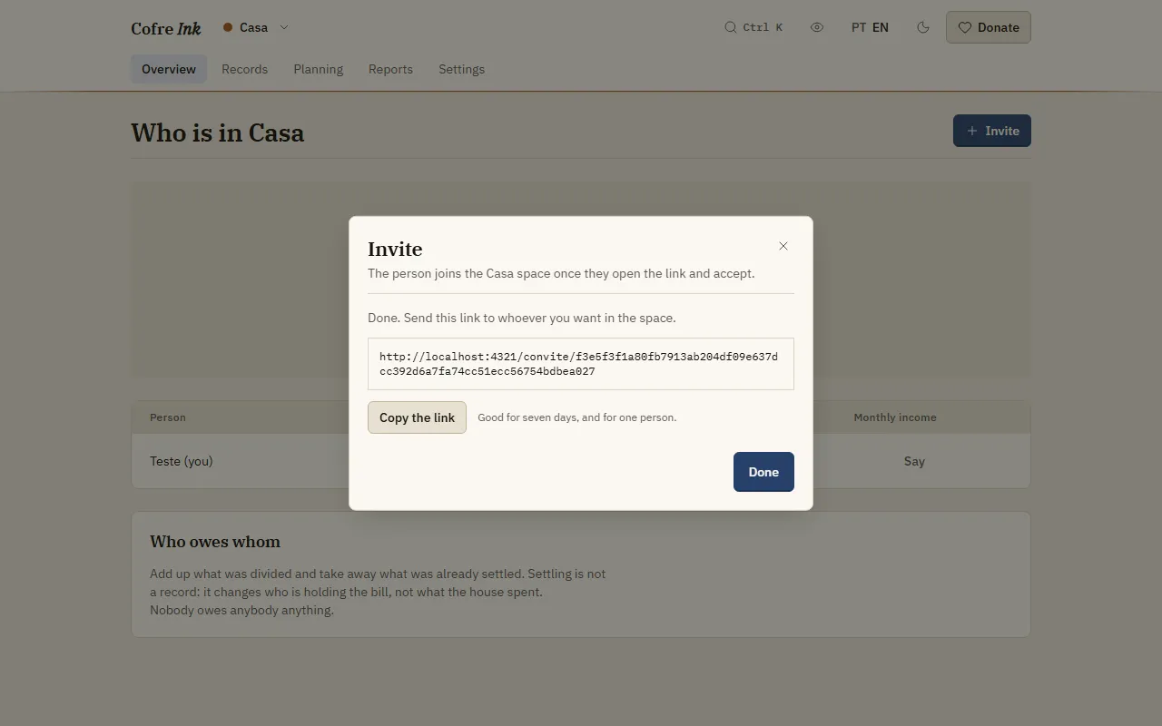 The Invite dialog over the Members screen of the shared space Casa on a server, with the link made, the button Copy the link and the note Good for seven days, and for one person.