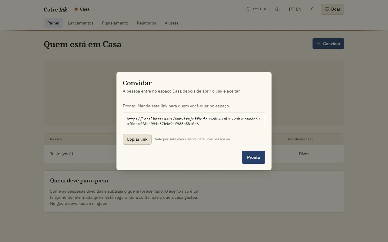 A janela Convidar sobre a tela Membros do espaço compartilhado Casa num servidor, com o link gerado, o botão Copiar link e o aviso Vale por sete dias e serve para uma pessoa só.